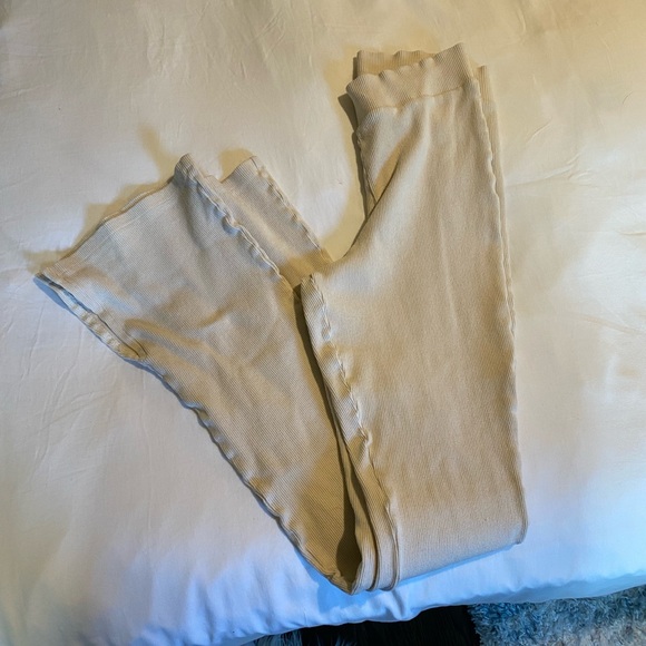 Cream leggings - Picture 1 of 4